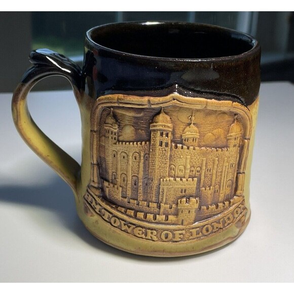 H.M. Tower of London 3D Etched Stoneware Pottery Coffee Tea Mug England Royal - Picture 1 of 8